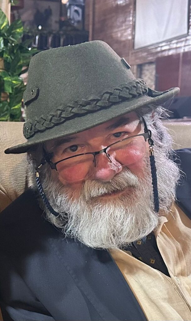 Ricardo Mahecha Bustos, Primer Representante Legal de la Fundación